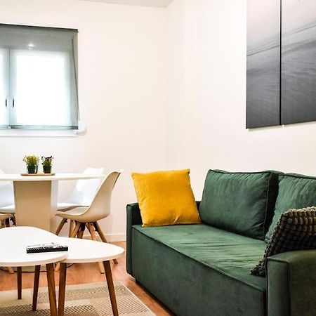 Newly Renovated-City Center Apartment Афины Экстерьер фото